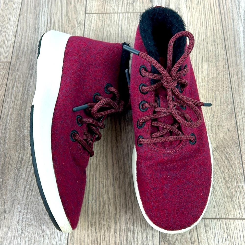 ALLBIRDS THRIVE CRIMSON WOOL RUNNER UP MIZZLE FLUFFS